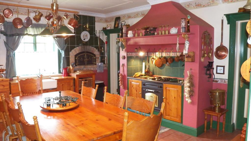 A Pilgrims Rest Hotel Graskop Bagian luar foto